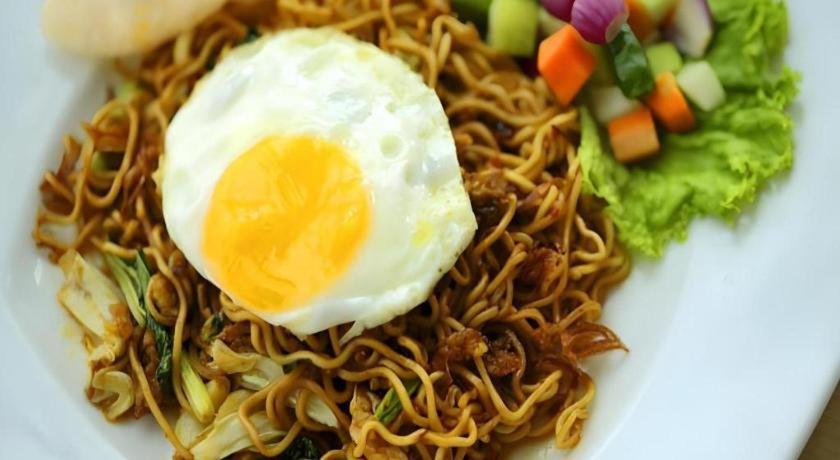 Amaris La Codefin Kemang